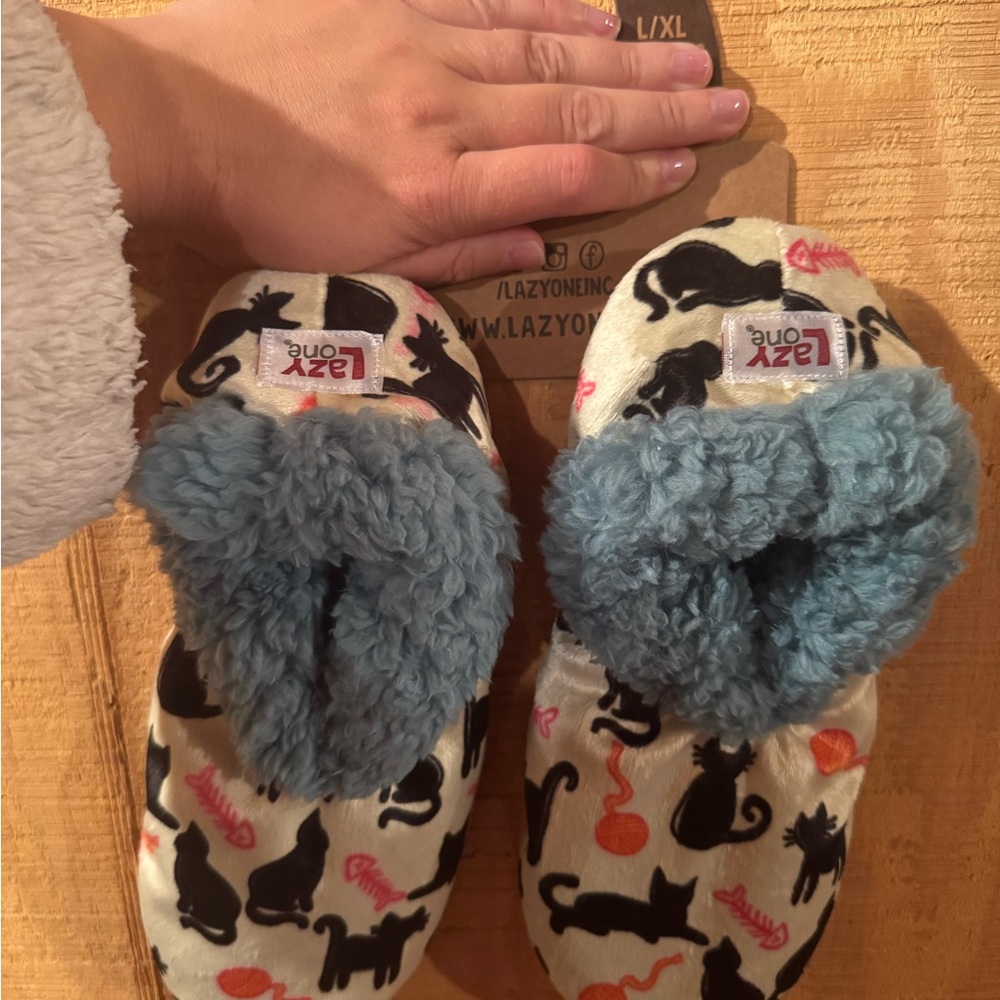 Lazy One Cat Print Slippers with Blue Fleece